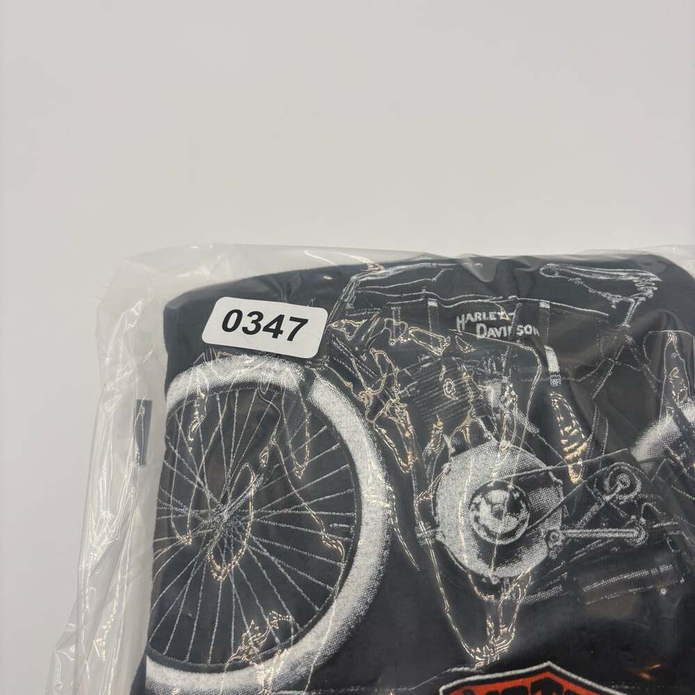 Harley-Davidson Museum Long Sleeve T-Shirt Size M Black 1903 Motorcycle - Picture 9 of 9